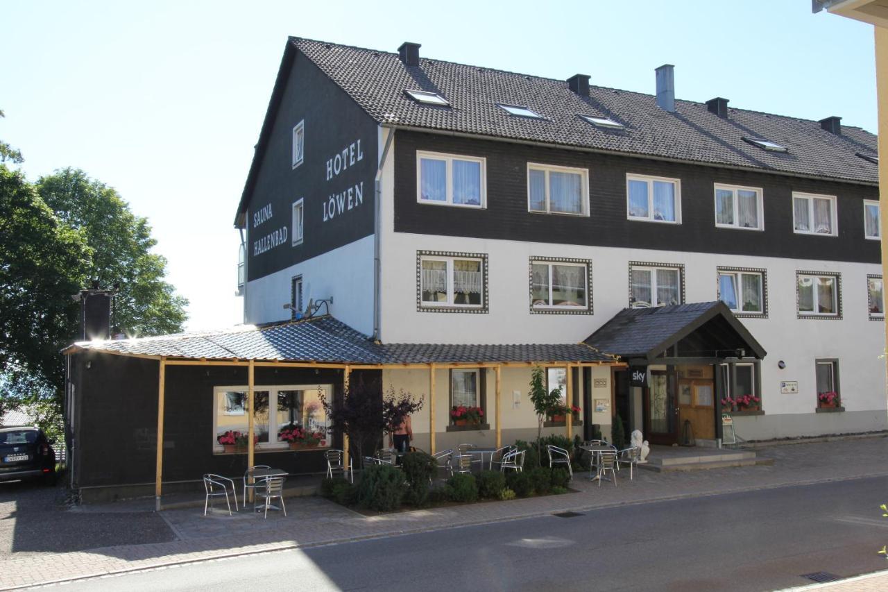 Hotel Löwen Sankt Märgen Exteriör bild