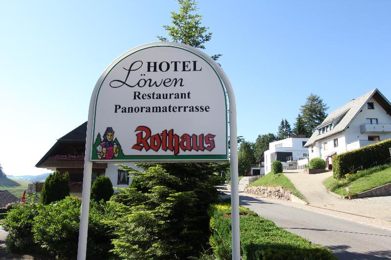 Hotel Löwen Sankt Märgen Exteriör bild